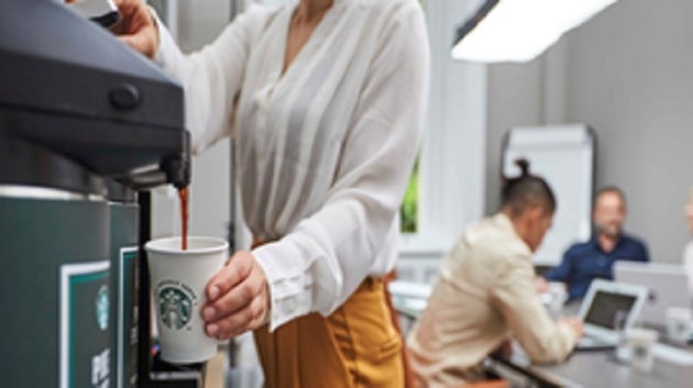 Kommersiell kaffemaskin till hotellkonferenser och -evenemang